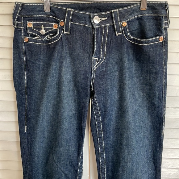 TRUE RELIGION Dark Blue w/White Stitching and Horseshoe Pockets, Size 30 - Picture 4 of 7